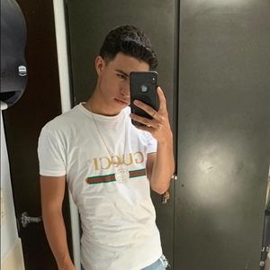 Meet your Posher, Fernando